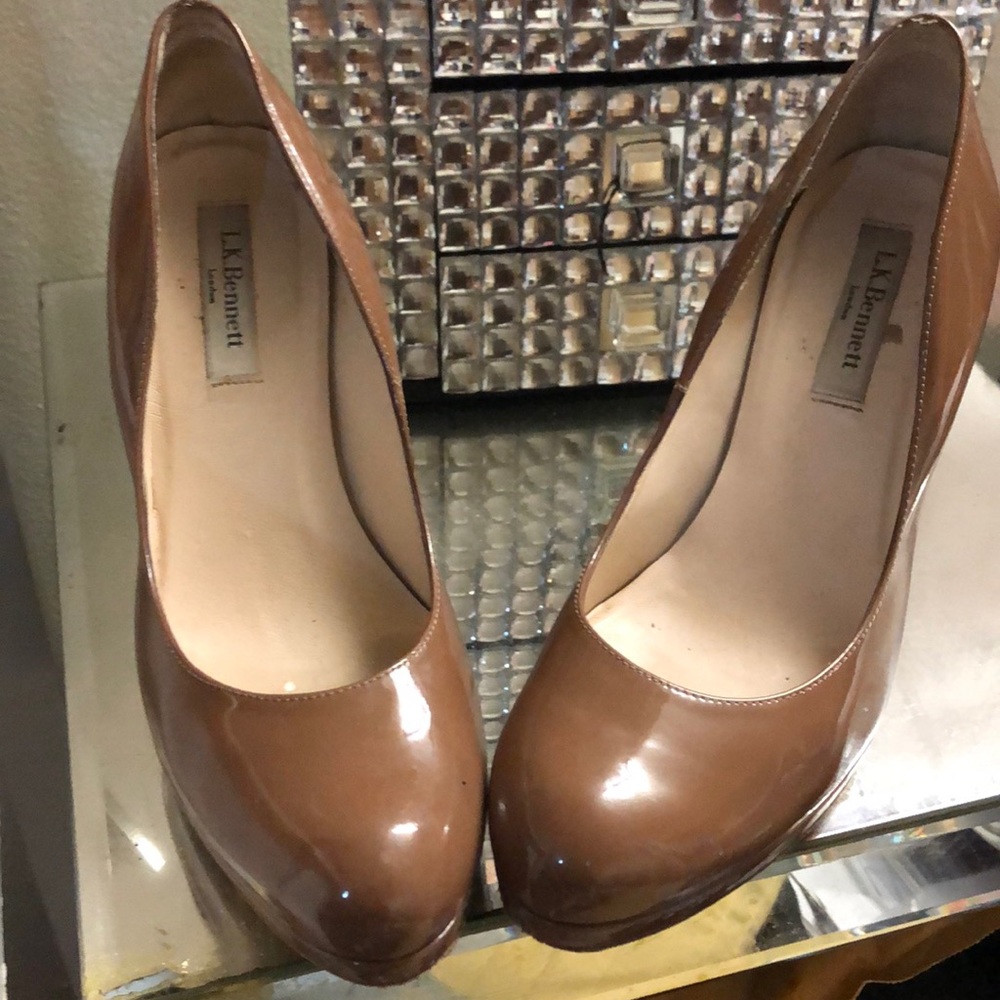 2 pairs Lk Bennett pumps 39&39.9 - Picture 9 of 15